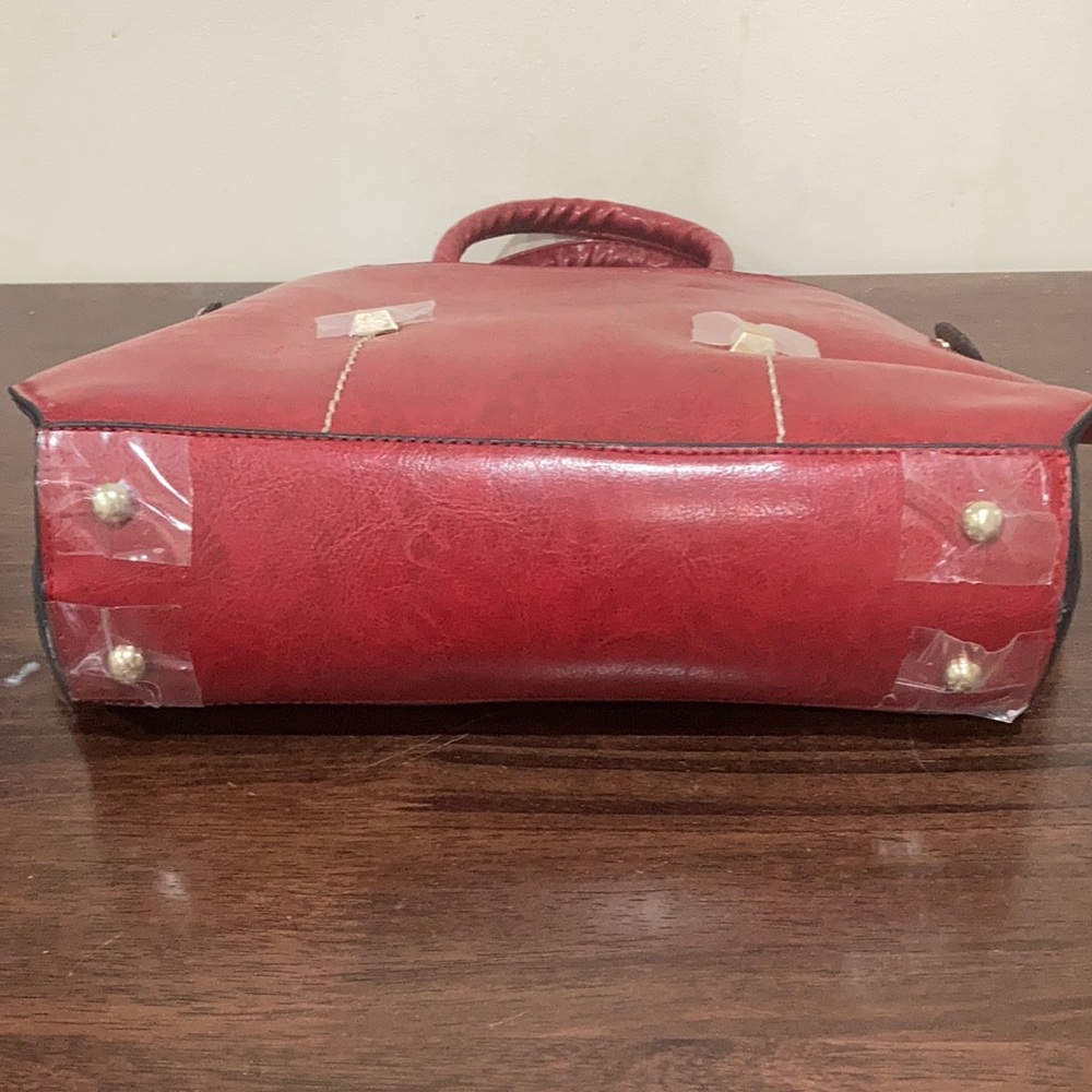 Red vegan leather medium size bag. New! - Picture 6 of 8